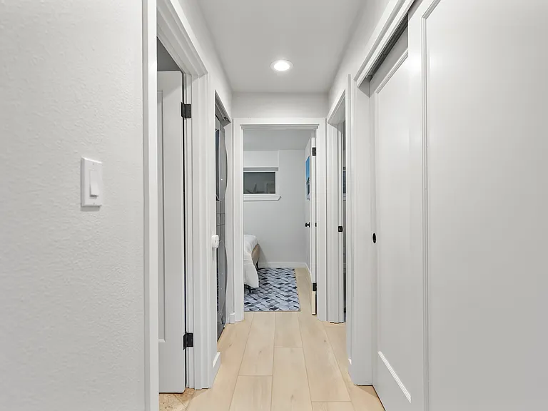 4111 Whitman Ave N #101 — Photo 6