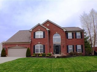 7696 Hunt Club Dr, Mason, OH 45040