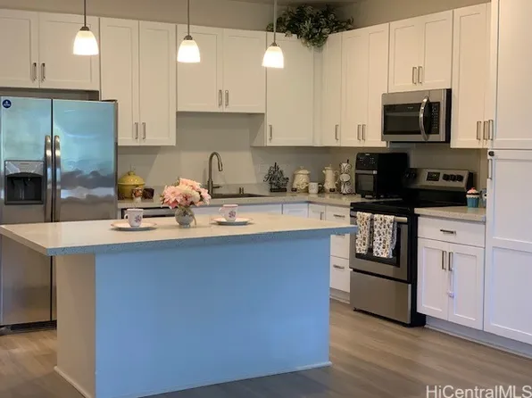 91-3524 Iwikuamoo St #203, Ewa Beach, HI 96706