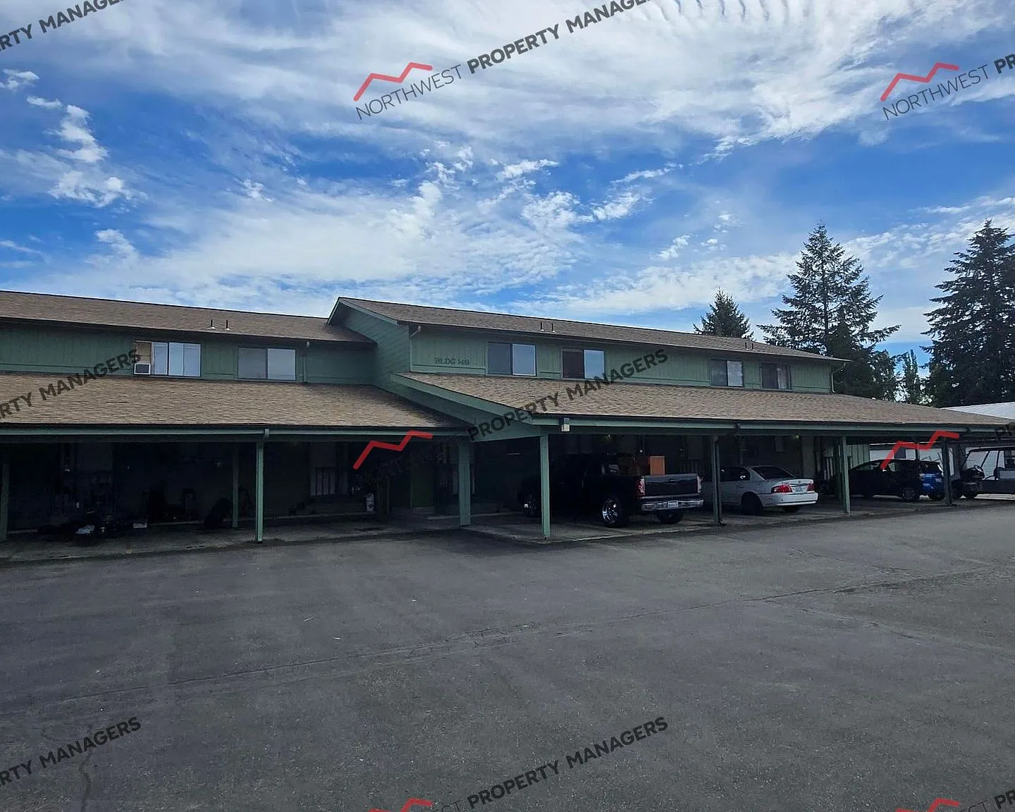 R325A Newaukum Apartments — Photo 2