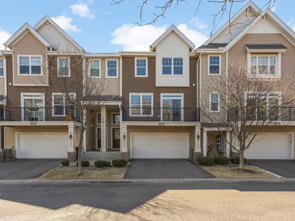 11898 Emery Village Dr N #2907, Champlin, MN 55316