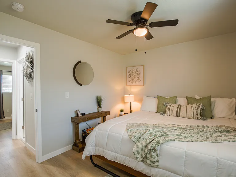1113 Cypress Ave — Photo 35