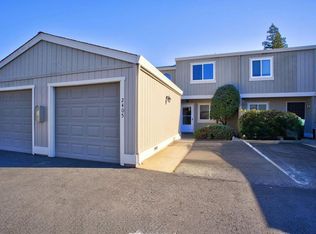 2405 Post Oak Ln, Sacramento, CA 95825