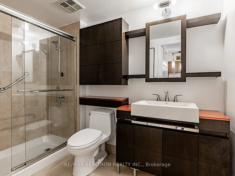 284 Bloor St W #903 — Photo 24
