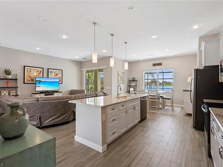 2970 Orange Grove Trl — Photo 13