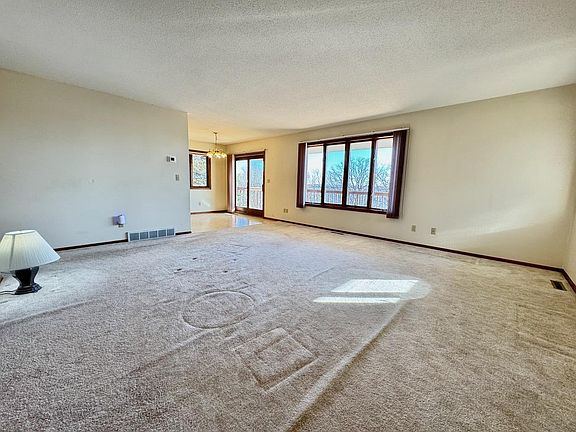 5th image of 31110 County Road 10