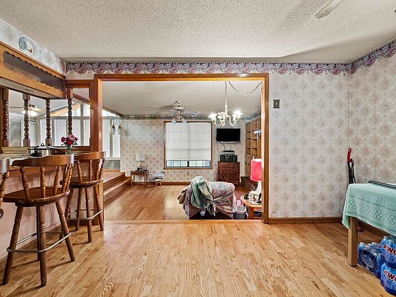 5th image of 6808 Pryer Ln