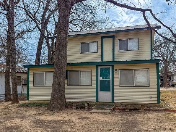 301 Cedar Point Cir