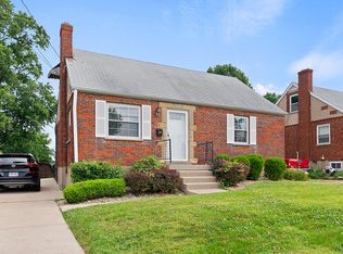 716 Maple Dr, Cincinnati, OH 45215