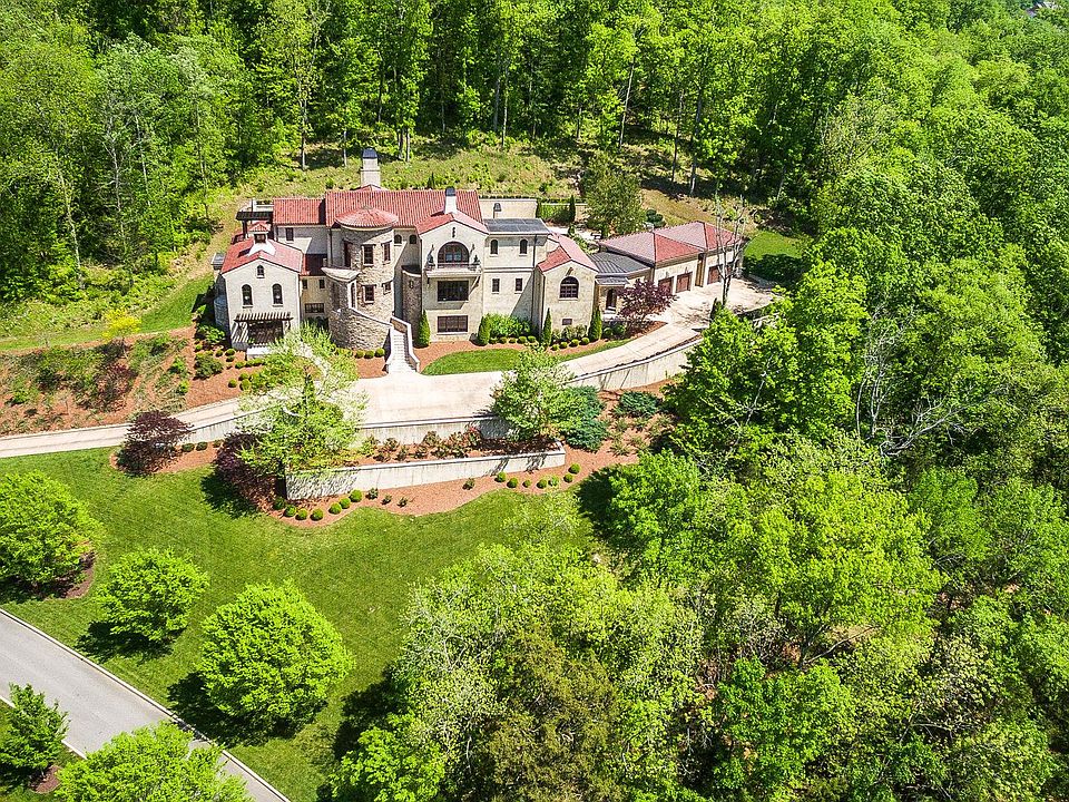 1st image of 1613 Whispering Hills Dr