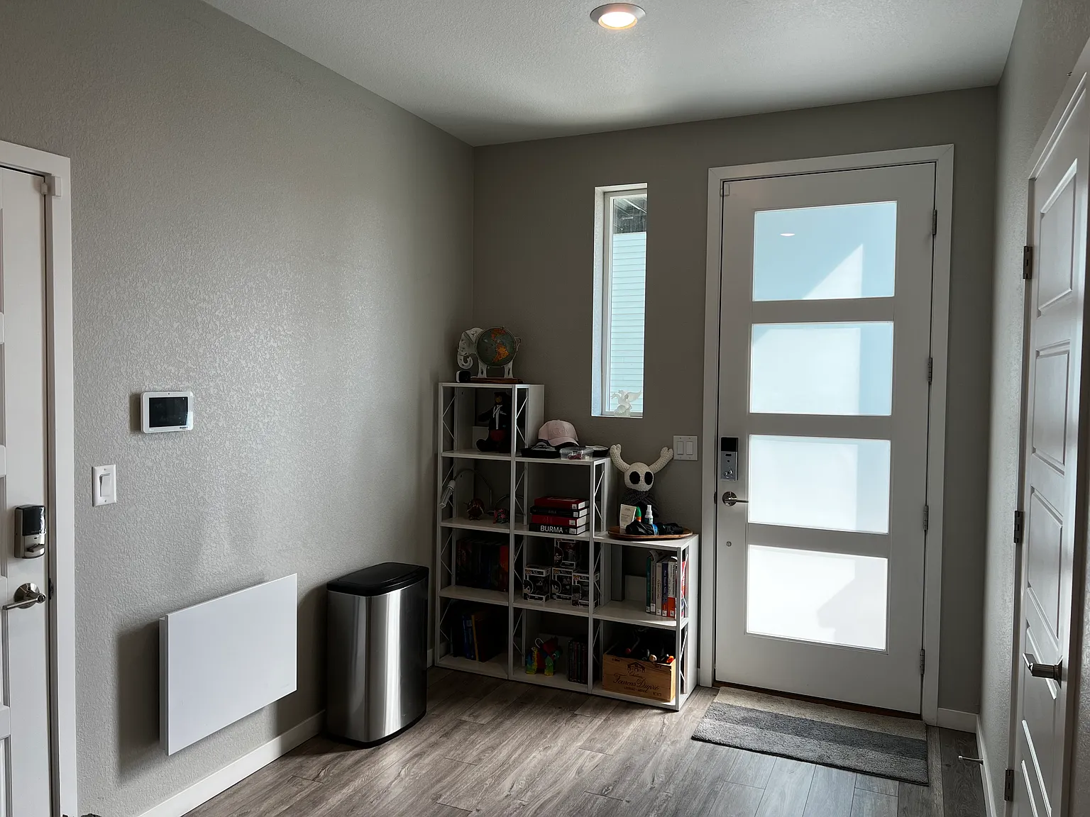 3 bed, 1971 sqft, $3,300 — Photo 3