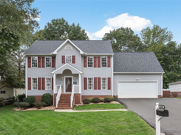 2nd image of 8231 Weathered Oak Ln