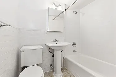 Rented by Cooper & Cooper Real Estate