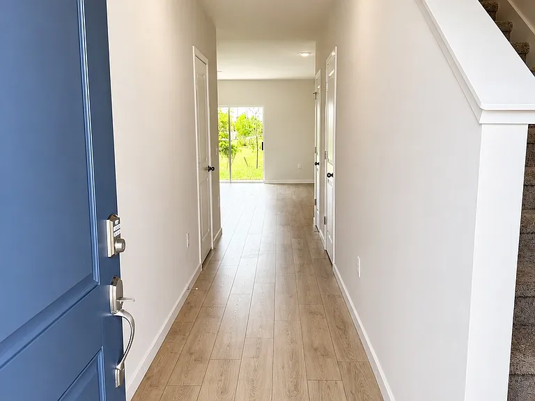 8201 Everly Preserve Dr — Photo 2