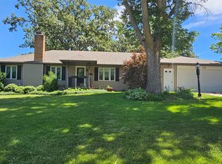 1118 Woodland Dr, Newton, IA 50208