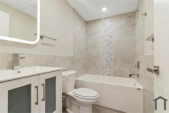 2029 N Randolph St #1 — Photo 8