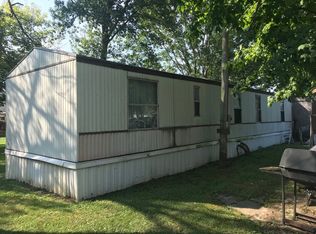 209 S Vermilion St, Indianola, IL 61850