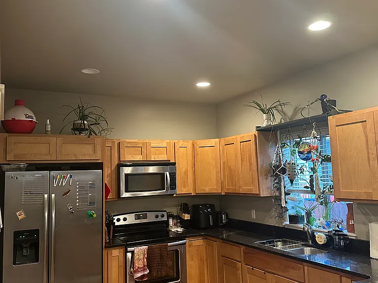 1226 Manzanita Dr — Photo 4