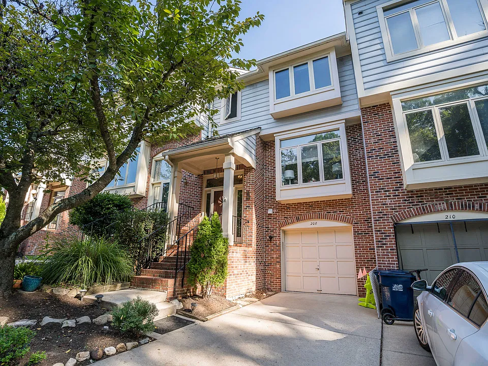 208 Mill Cross Ln
