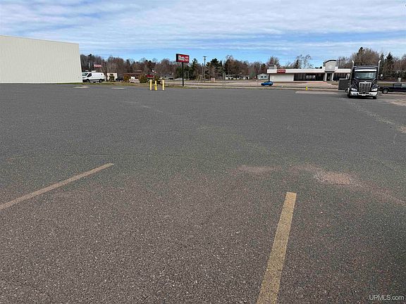 4th image of 2025 Us Highway 41 W