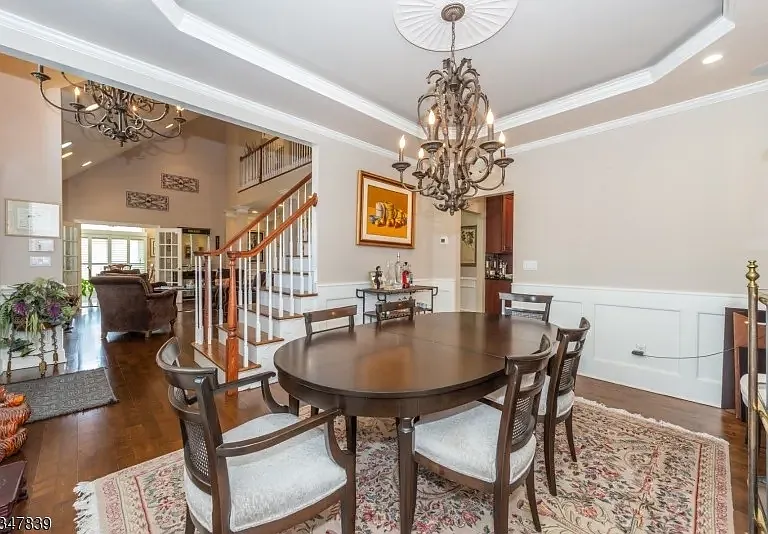 Briar Ct — Photo 16