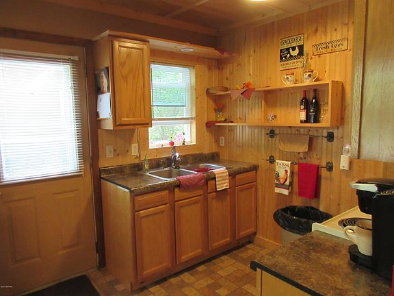 5th image of 11421 Birch Dr