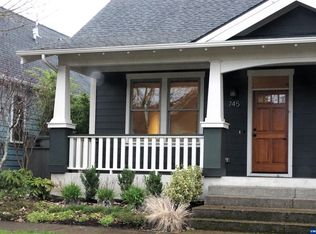 745 Sunnycroft Ln, Monmouth, OR 97361