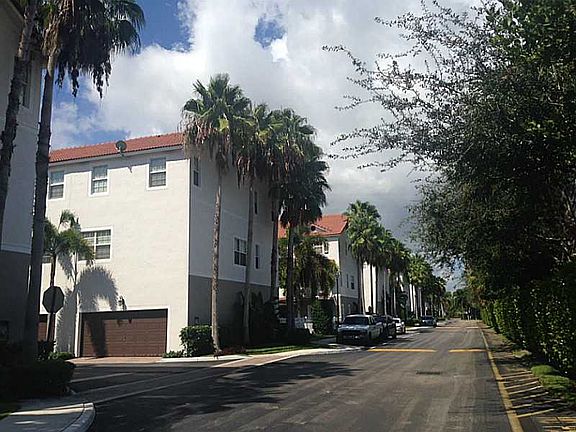 2nd image of 132 Ocean Cay Way #00