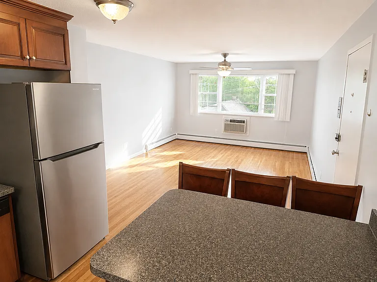 225 Baker St #44 — Photo 3