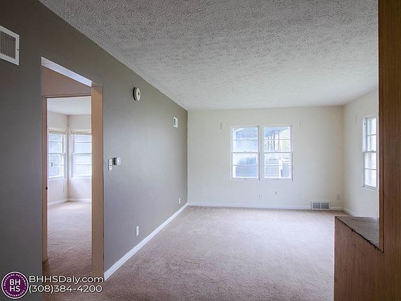 5th image of 2306 17th Ave