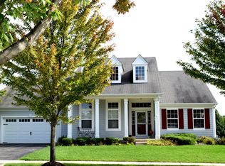 315 Copper Springs Ln, Elgin, IL 60124