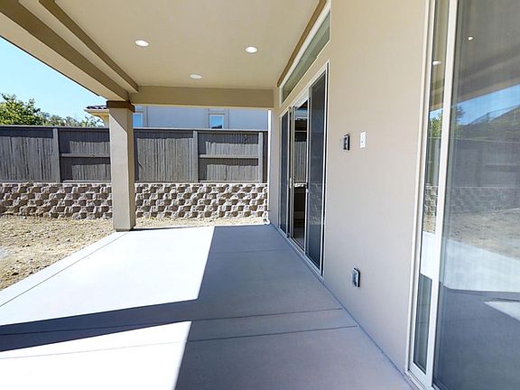 3rd image of 3035 Vermeer Ct