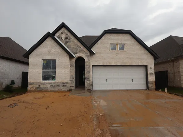 222 Mandarin Mist St, Richmond, TX 77406