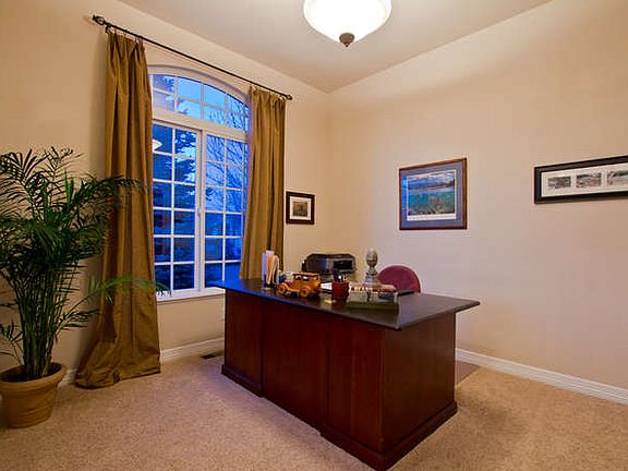 2nd image of 4958 Saint Andrews Ct