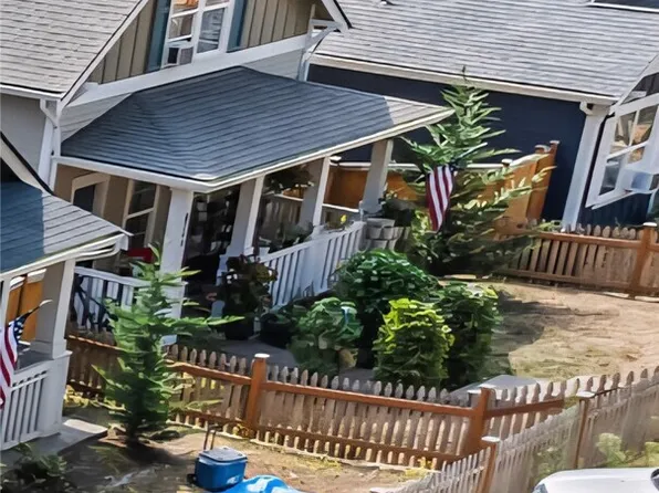 230 Blackwell Street, Allyn, WA 98582