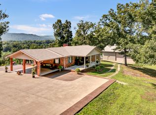 175 N Bend Rd, Stanton, KY 40380
