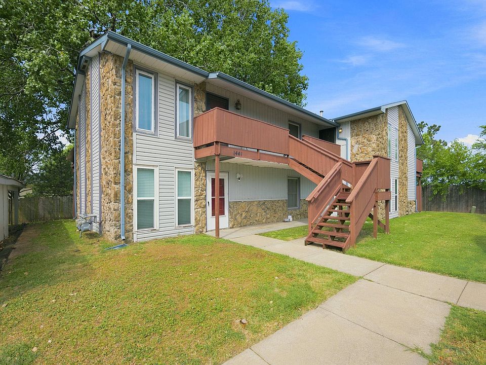 1st image of 1441 N Smith Ct APT 2