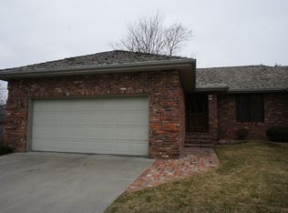 2105 Heritage Pines Ct, Lincoln, NE 68506