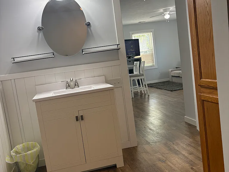 308 N Oak St — Photo 12