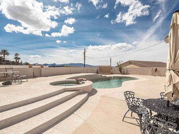 5th image of 4042 Calimesa Dr