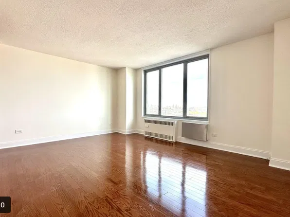 14306 Barclay Ave APT 5H, Flushing, NY 11355