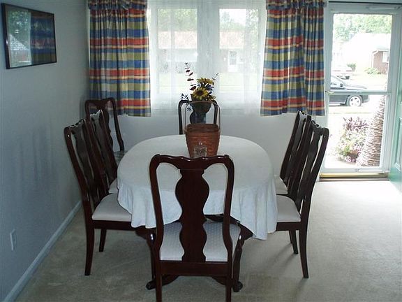 4th image of 337 Buttercup Ave