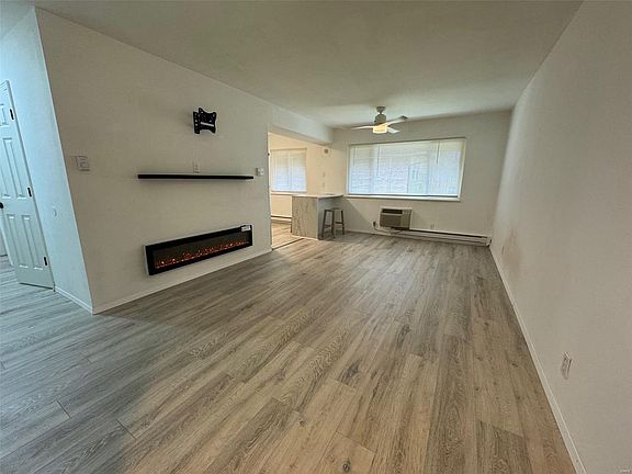 2nd image of 7550 Hazelcrest Dr APT F