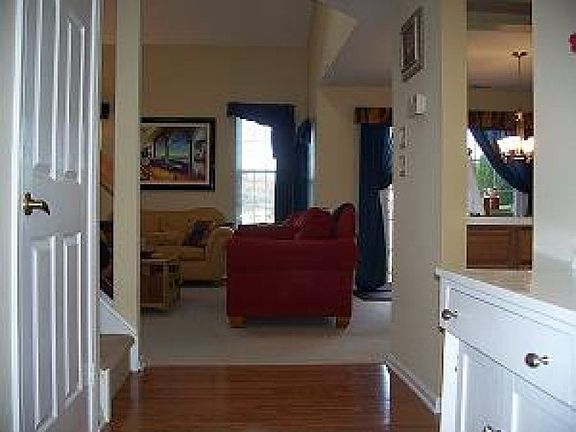 2nd image of 14 Tamarack Ct