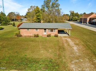 200 W B St, Erwin, NC 28339