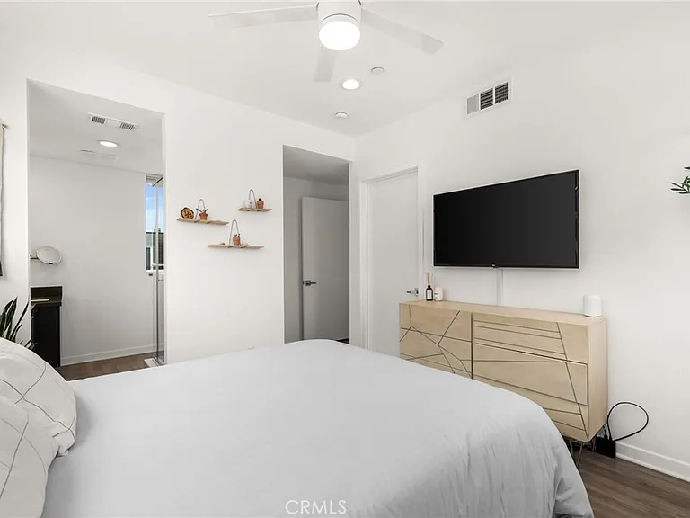 3032 N Coolidge Ave — Photo 22