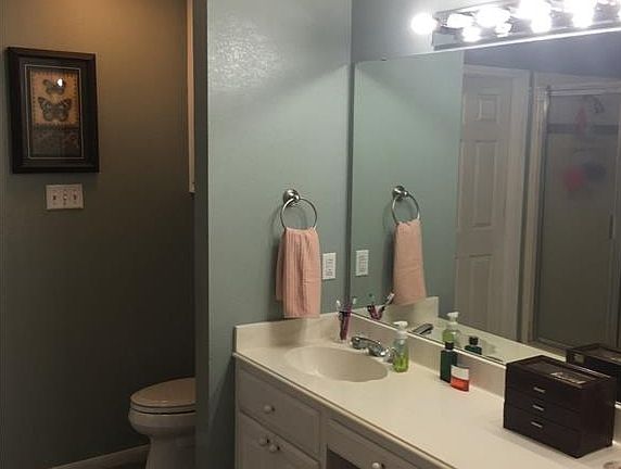 4th image of 2609 Greenberry Cir