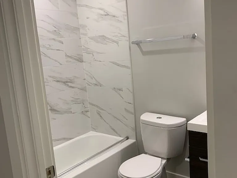 1723 T St NW — Photo 7