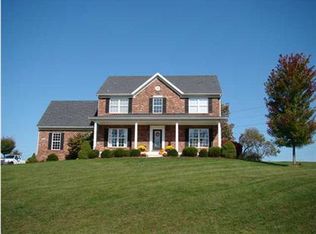 4011 Old Farm Dr, Crestwood, KY 40014