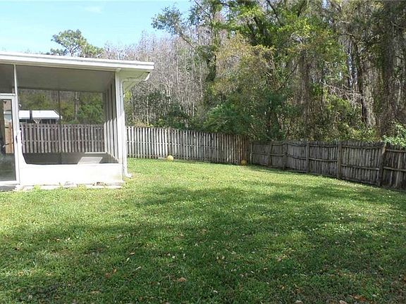 3rd image of 30712 Iverson Dr